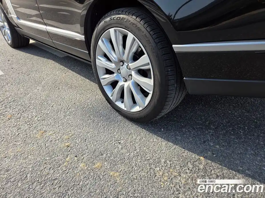 Land Rover Range-Rover 2015 4.4 Автомат в Москве № 231368, фото 5