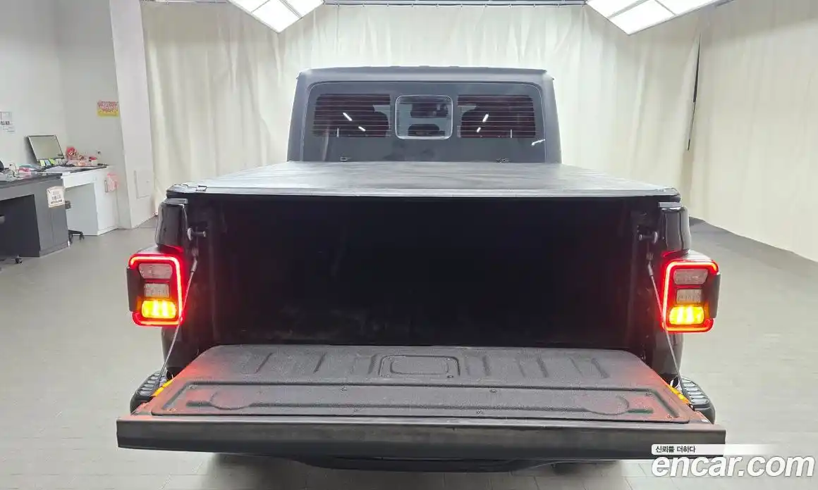 Jeep Gladiator 2022 3.6 Автомат в Москве № 232534, фото 6