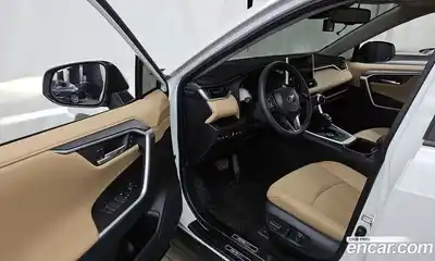 Toyota RAV4 2025 2.5 Автомат в Москве № 232815, миниатюра 10