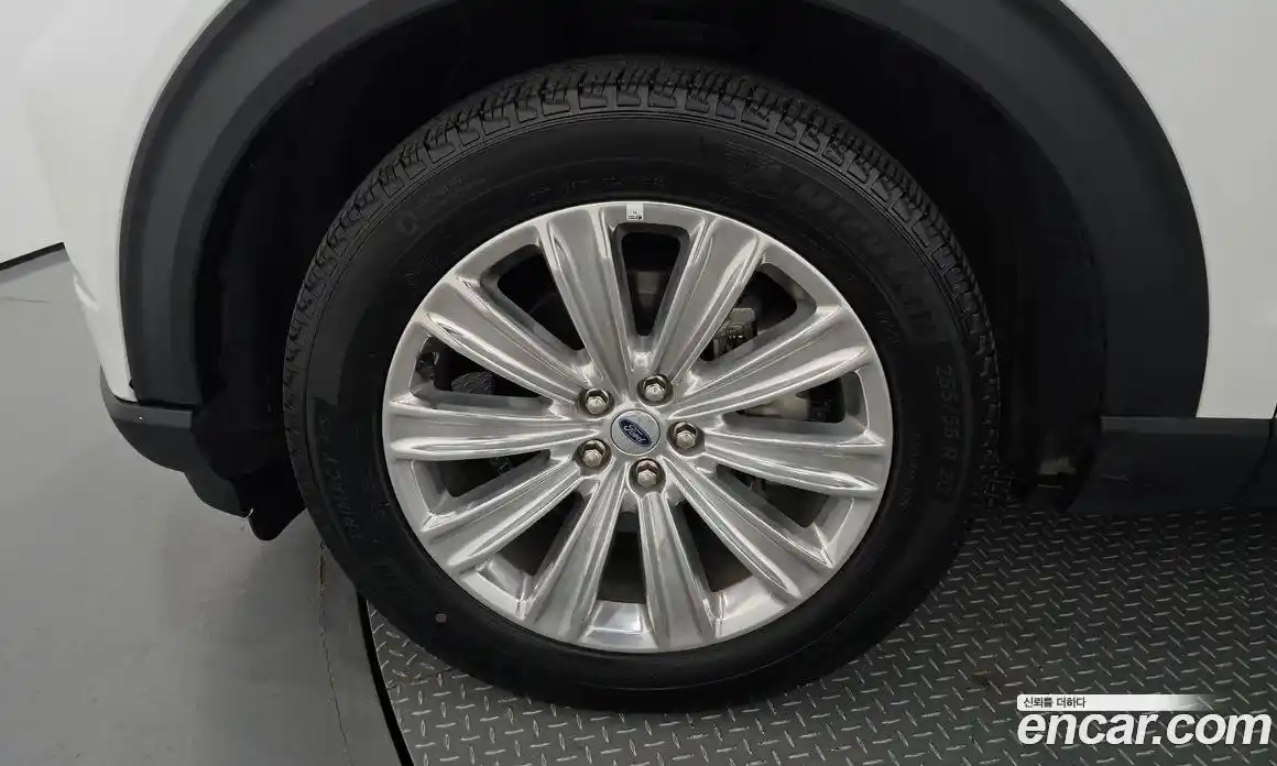 Ford Explorer 2023 2.3 Автомат в Москве № 233247, фото 1