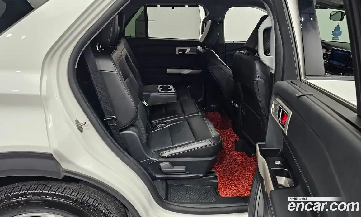 Ford Explorer 2023 2.3 Автомат в Москве № 233247, фото 19