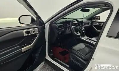 Ford Explorer 2023 2.3 Автомат в Москве № 233247, миниатюра 8