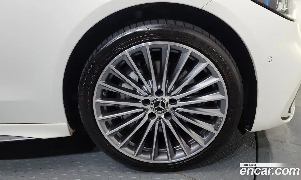 Mercedes-Benz C-Class 2022 2.0 Автомат в Москве № 239807, фото 13