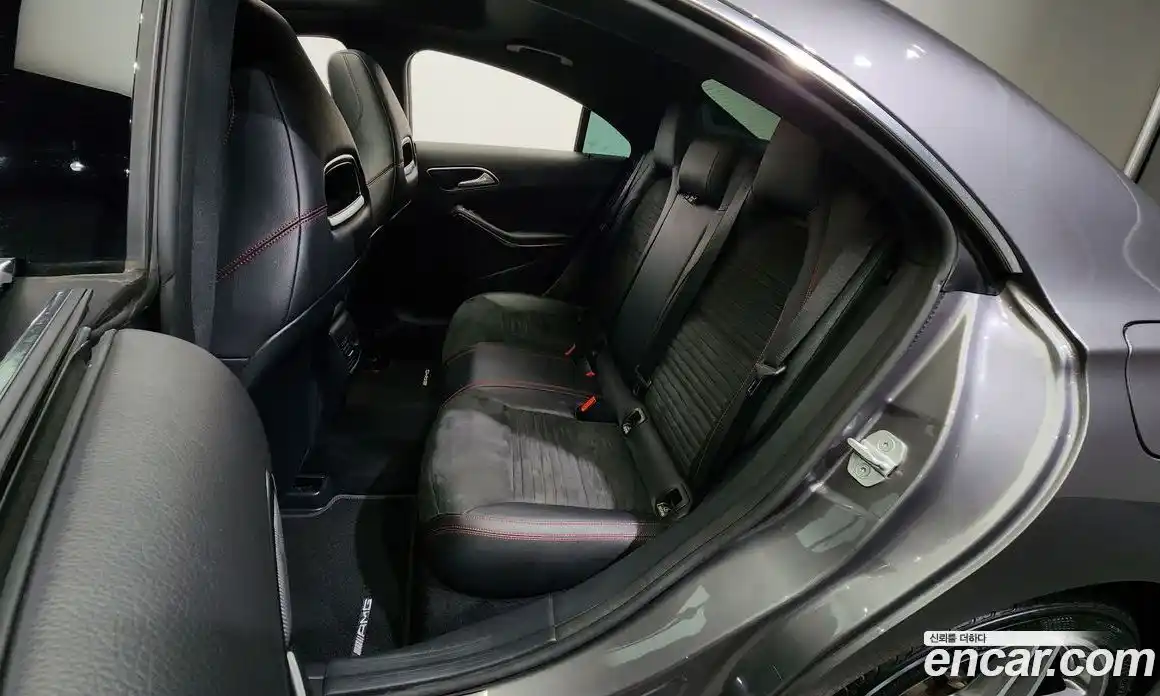Mercedes-Benz CLA-Class 2018 2.0 Автомат в Москве № 240081, фото 19