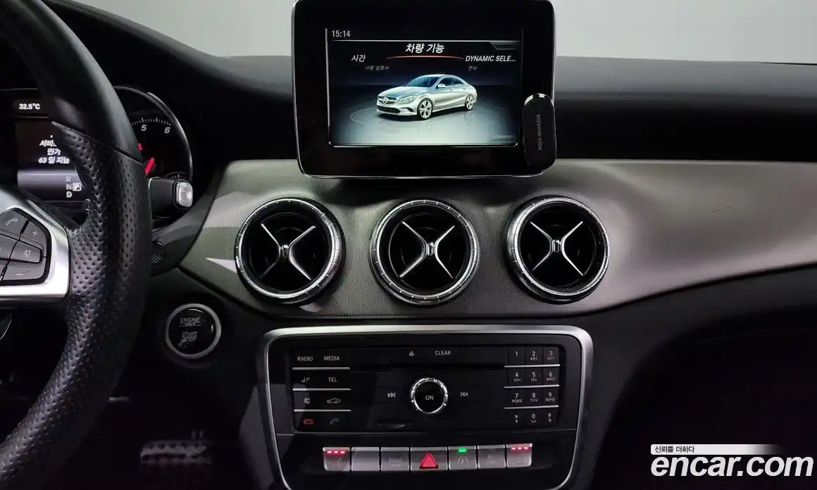 Mercedes-Benz CLA-Class 2018 2.0 Автомат в Москве № 240081, фото 20