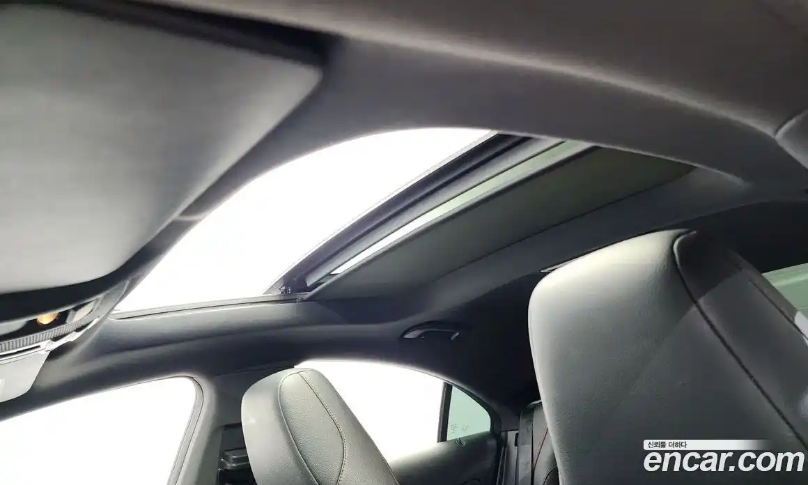 Mercedes-Benz CLA-Class 2018 2.0 Автомат в Москве № 240081, фото 7