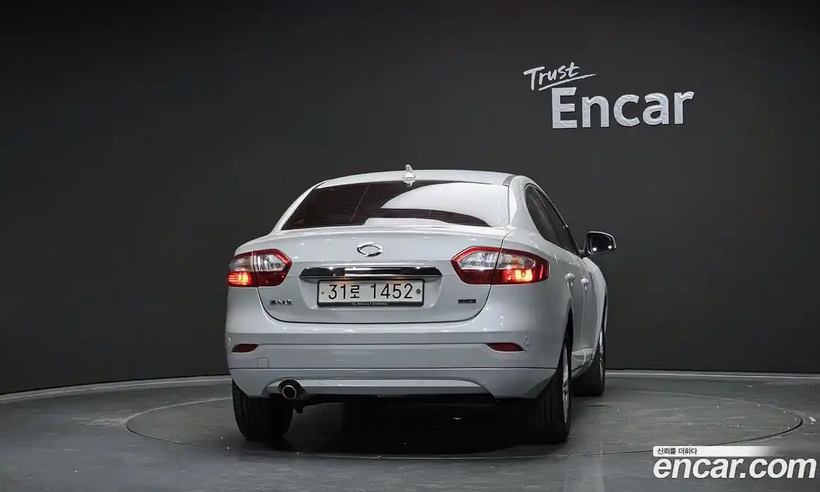 Renault SM3 2017 1.6 Автомат в Москве № 242544, фото 17