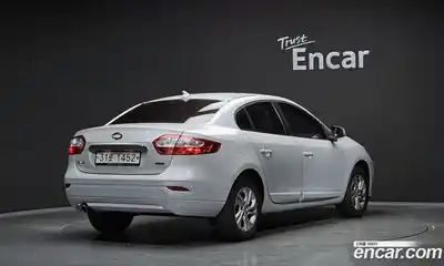 Renault SM3 2017 1.6 Автомат в Москве № 242544, миниатюра 3