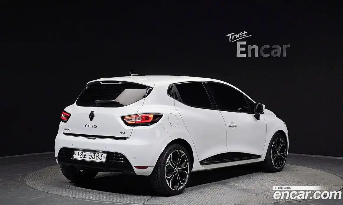 Renault Cilo 2018 1.5 Автомат в Москве № 242704, фото 14