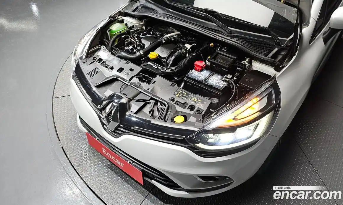 Renault Cilo 2018 1.5 Автомат в Москве № 242704, фото 17