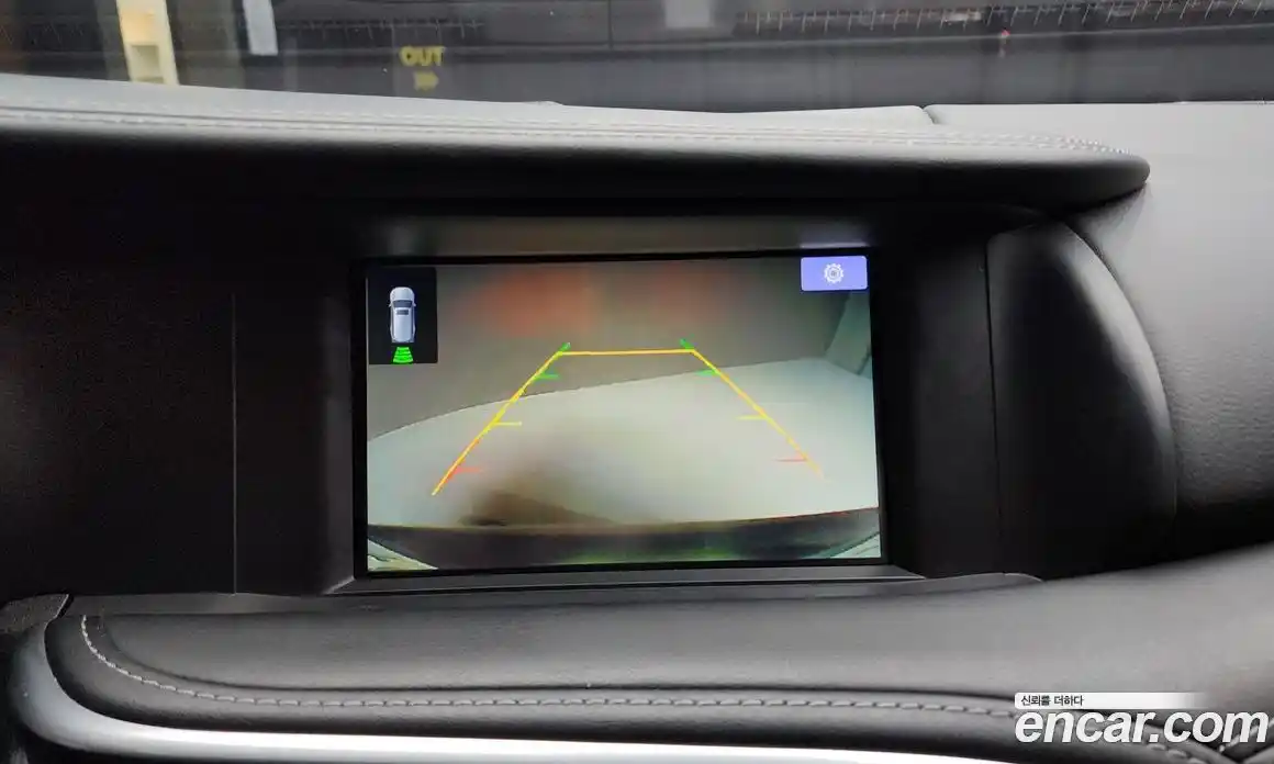 Infiniti Q30 2019 2.0 Автомат в Москве № 244795, фото 16