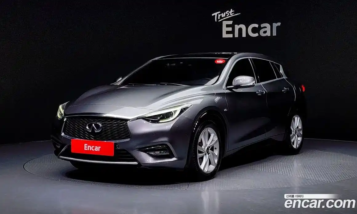 Infiniti Q30 2019 2.0 Автомат в Москве № 244795, фото 6