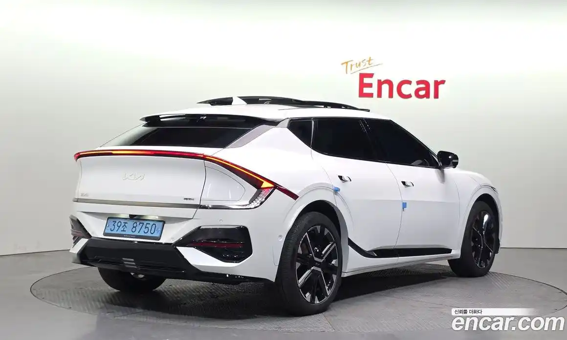 Kia EV6 2025 0.1 Автомат в Москве № 248250, фото 1