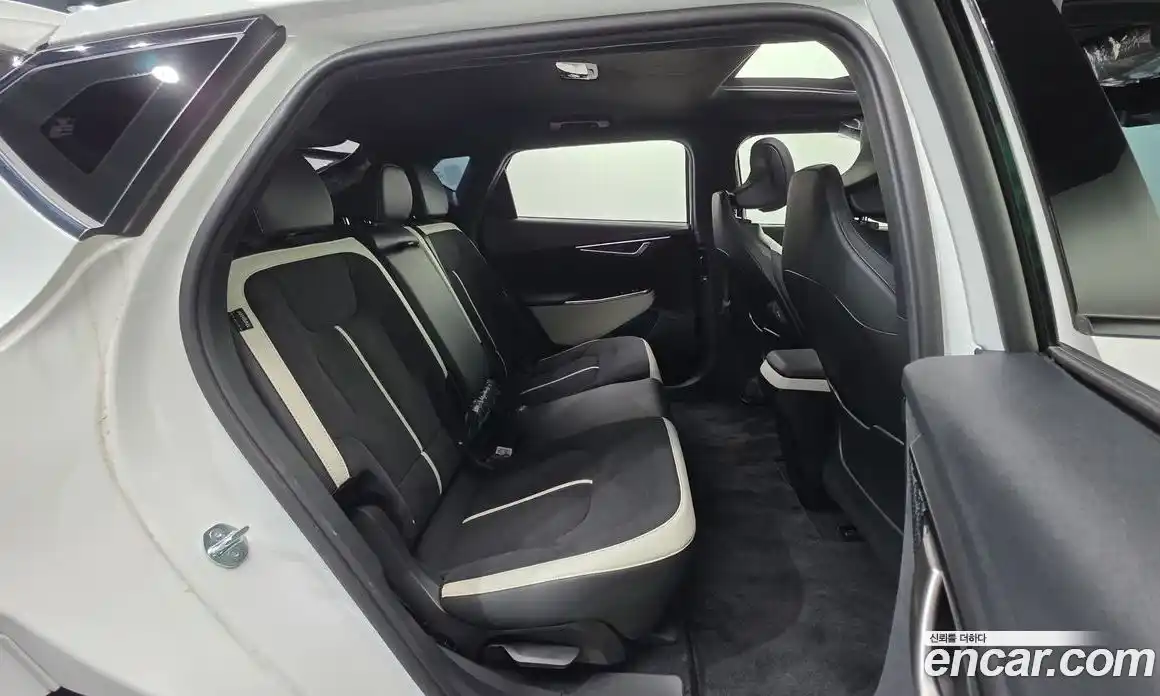 Kia EV6 2025 0.1 Автомат в Москве № 248250, фото 15