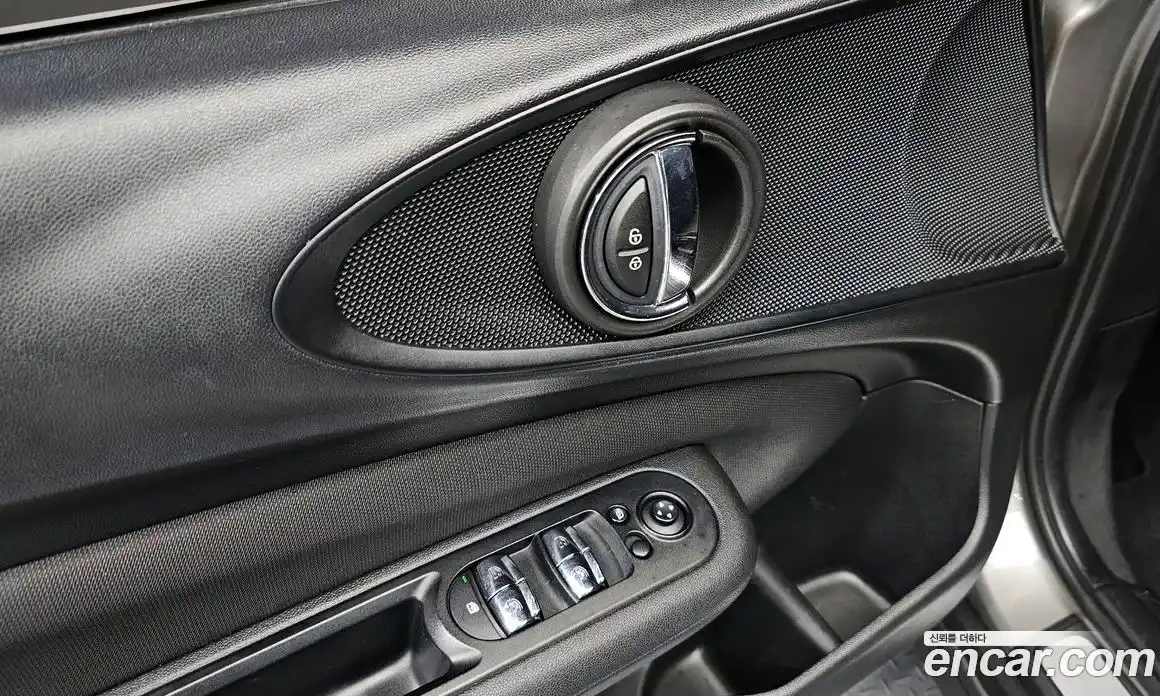 Mini Clubman 2018 1.5 Автомат в Москве № 253571, фото 17