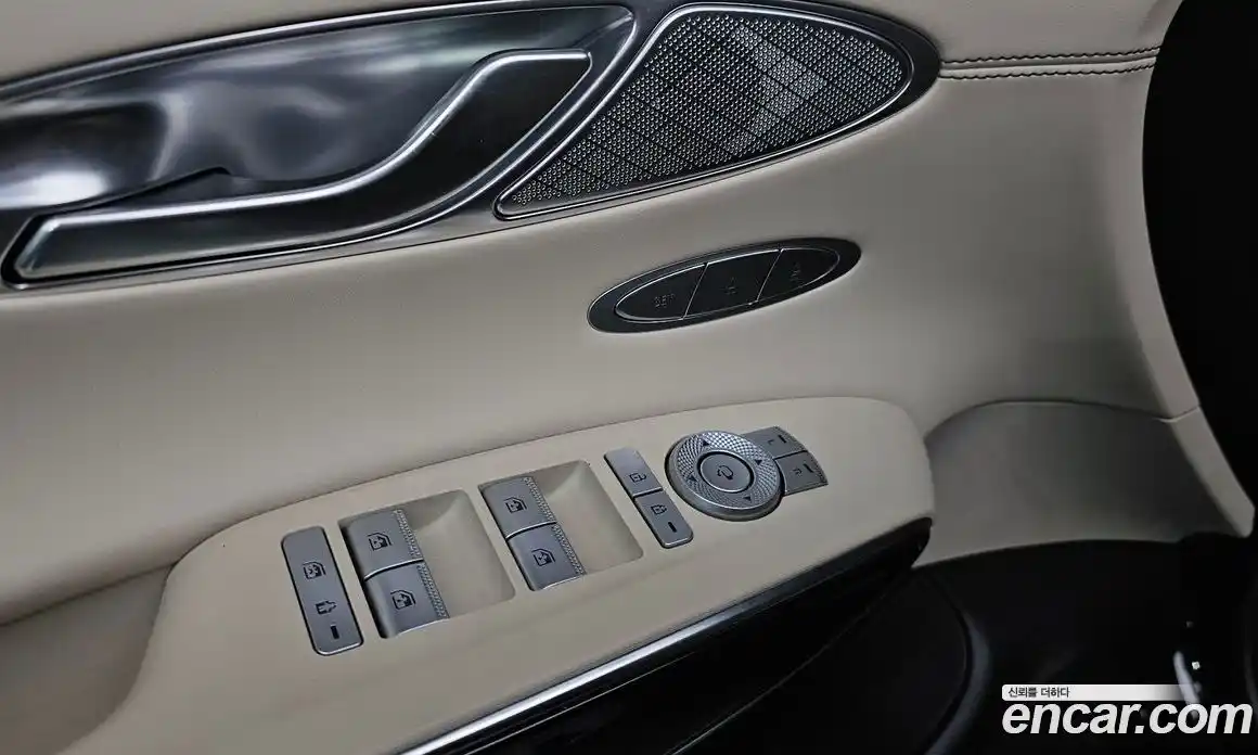 Genesis GV70 2022 2.5 Автомат в Москве № 25366, фото 10