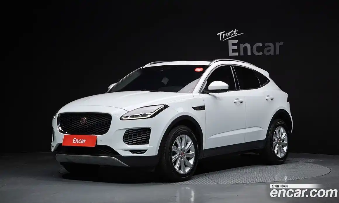 Jaguar E-Pace 2019 2.0 Автомат в Москве № 256083, фото 20