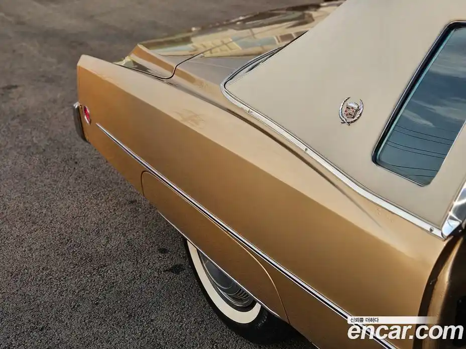 Cadillac Eldorao 2003 8.2 Автомат в Москве № 256508, фото 17