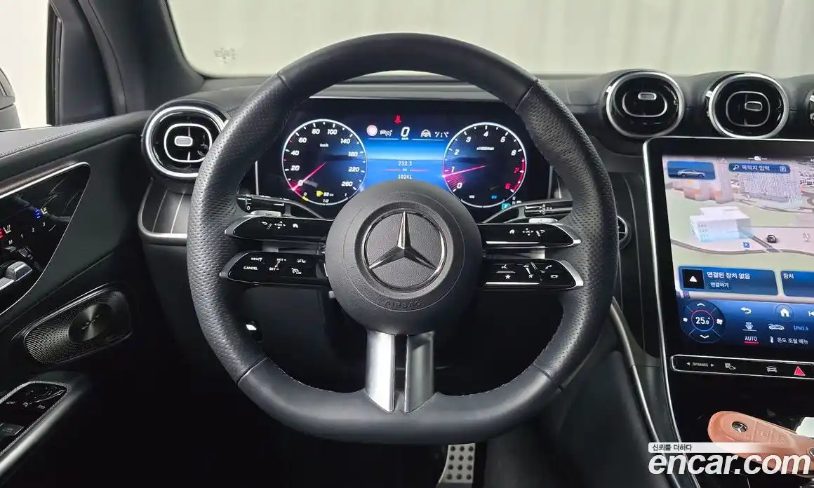 Mercedes-Benz GLC-Class 2024 2.0 Автомат в Москве № 262228, фото 11