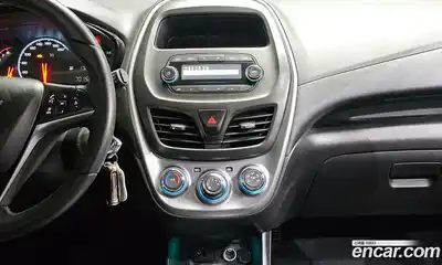 Chevrolet Spark 2018 1.0 Автомат в Москве № 262548, миниатюра 11