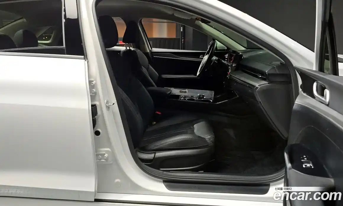 Kia K5 2024 2.0 Автомат в Москве № 268467, фото 3