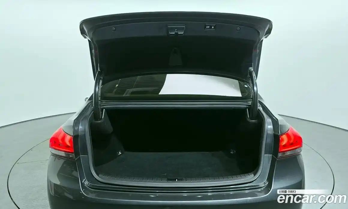 Genesis G80 2018 3.3 Автомат в Москве № 26948, фото 10