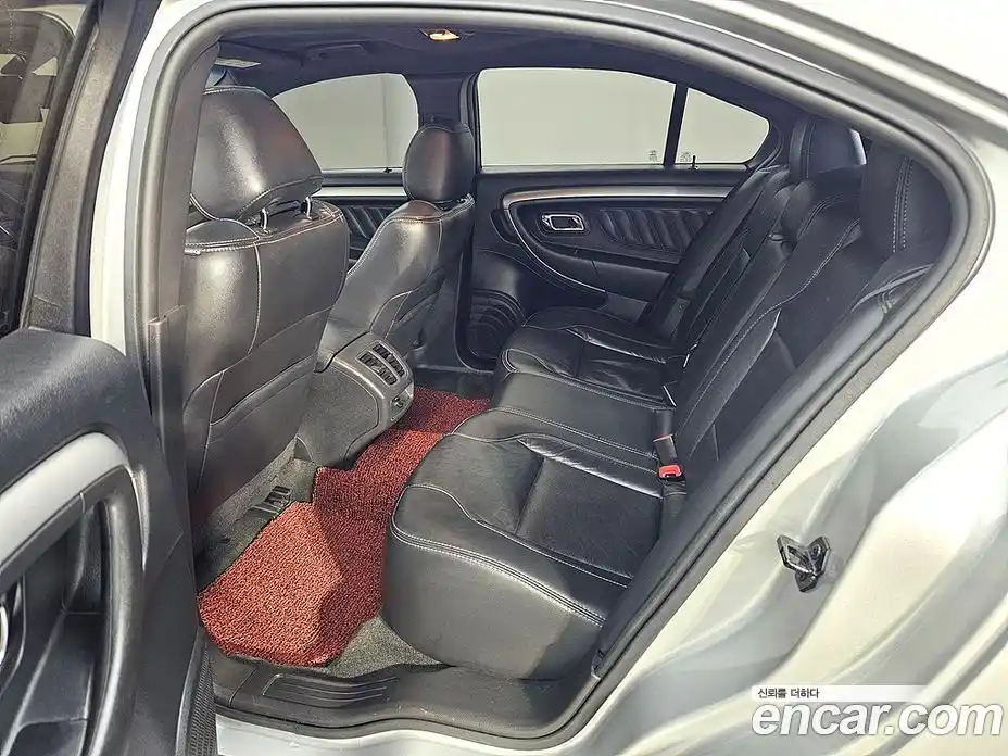 Ford Taurus 2015 2.0 Автомат в Москве № 273461, фото 9