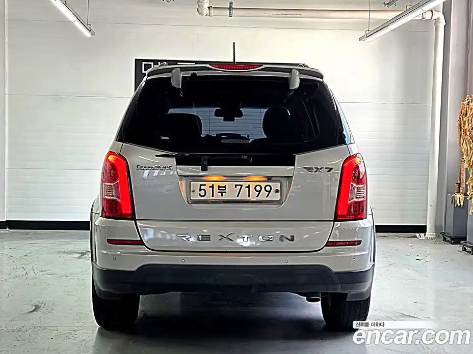 SsangYong Rexton 2014 2.0 Автомат в Москве № 28136, фото 16
