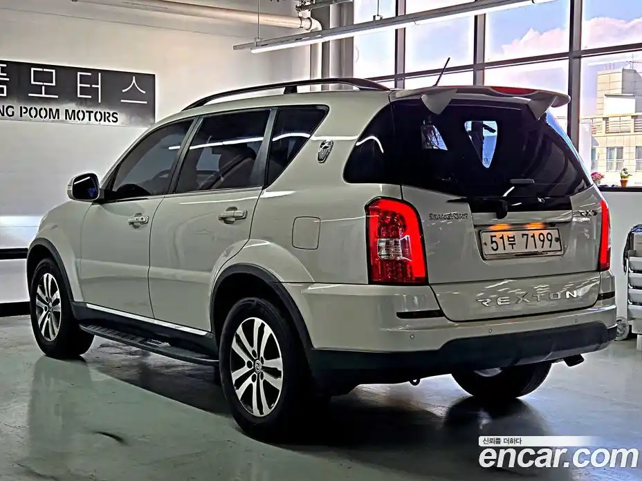 SsangYong Rexton 2014 2.0 Автомат в Москве № 28136, фото 17