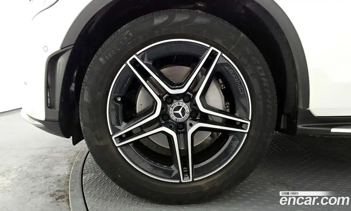 Mercedes-Benz GLC-Class 2023 2.0 Автомат в Москве № 287391, фото 18