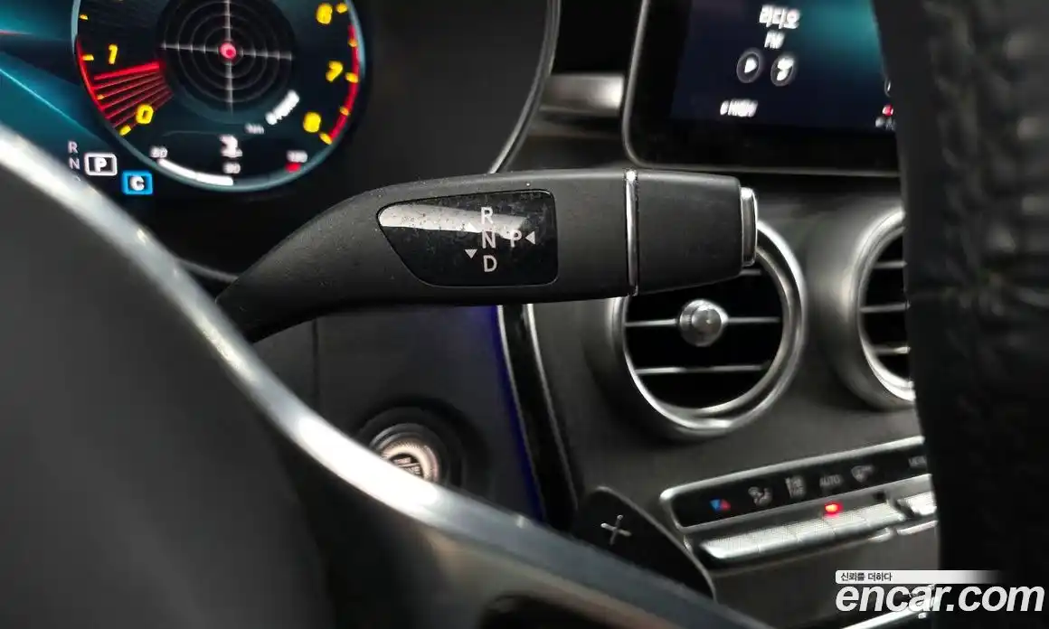 Mercedes-Benz GLC-Class 2023 2.0 Автомат в Москве № 287391, фото 9