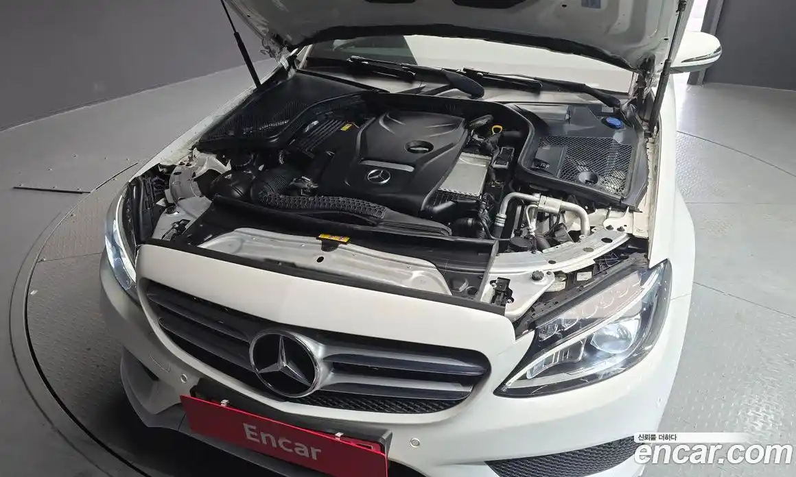 Mercedes-Benz C-Class 2017 2.0 Автомат в Москве № 287402, фото 17