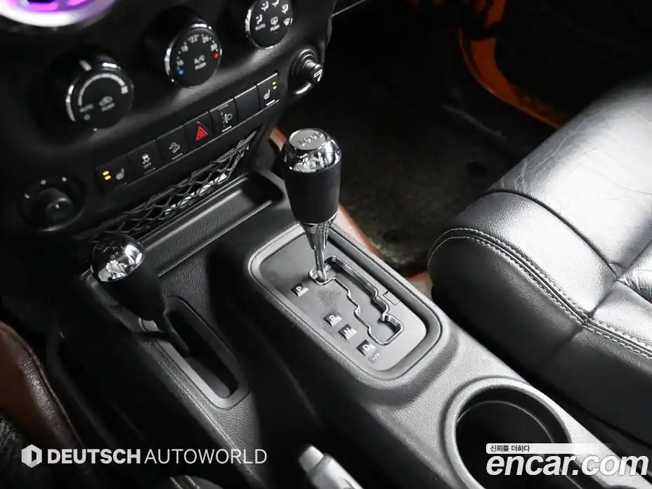 Jeep Wrangler 2012 2.8 Автомат в Москве № 289680, фото 9