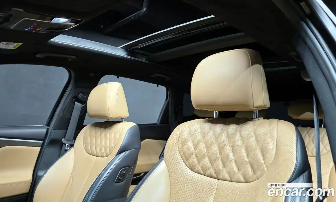 Hyundai Santa Fe 2021 2.2 Автомат в Москве № 305089, фото 4