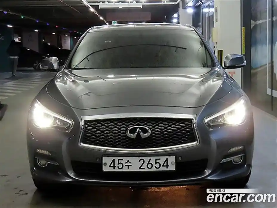 Infiniti Q50 2014 2.1 Автомат в Москве № 305373, фото 3