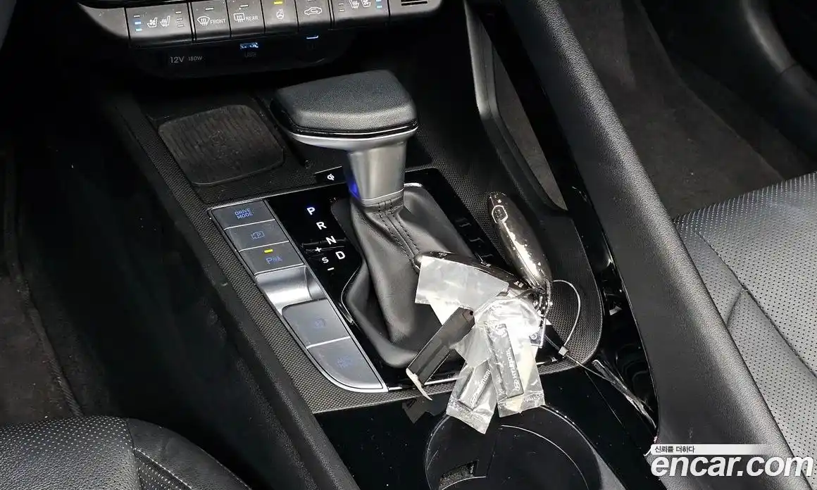 Hyundai Avante 2024 1.6 Автомат в Москве № 319473, фото 9