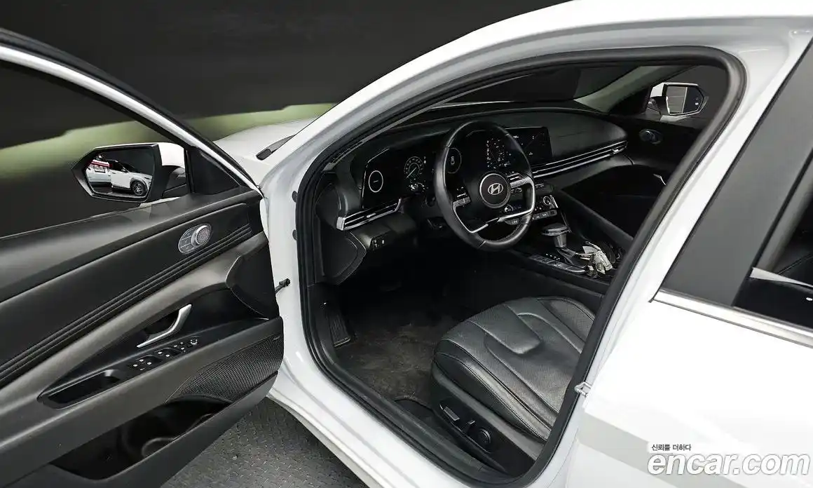 Hyundai Avante 2024 1.6 Автомат в Москве № 319473, фото 10