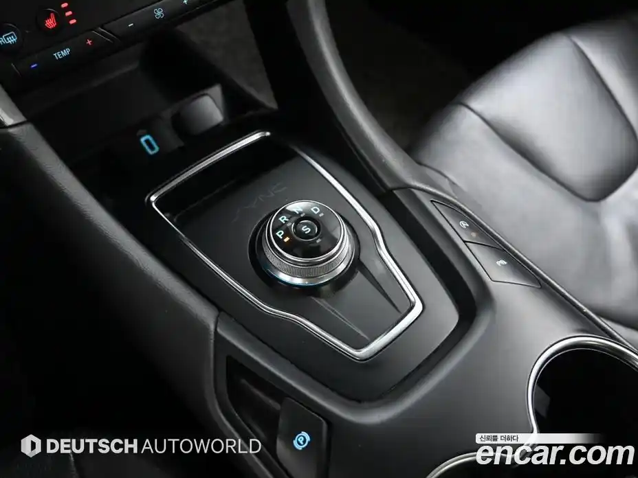 Ford Mondeo 2019 2.0 Автомат в Москве № 330816, фото 9