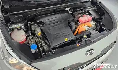 Kia Niro 2021 1.6 Автомат в Москве № 337773, миниатюра 11