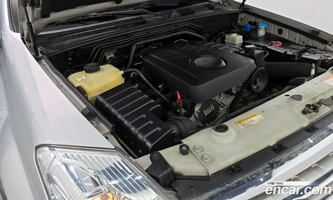 SsangYong Rexton 2015 2.0 Автомат в Москве № 34813, фото 3