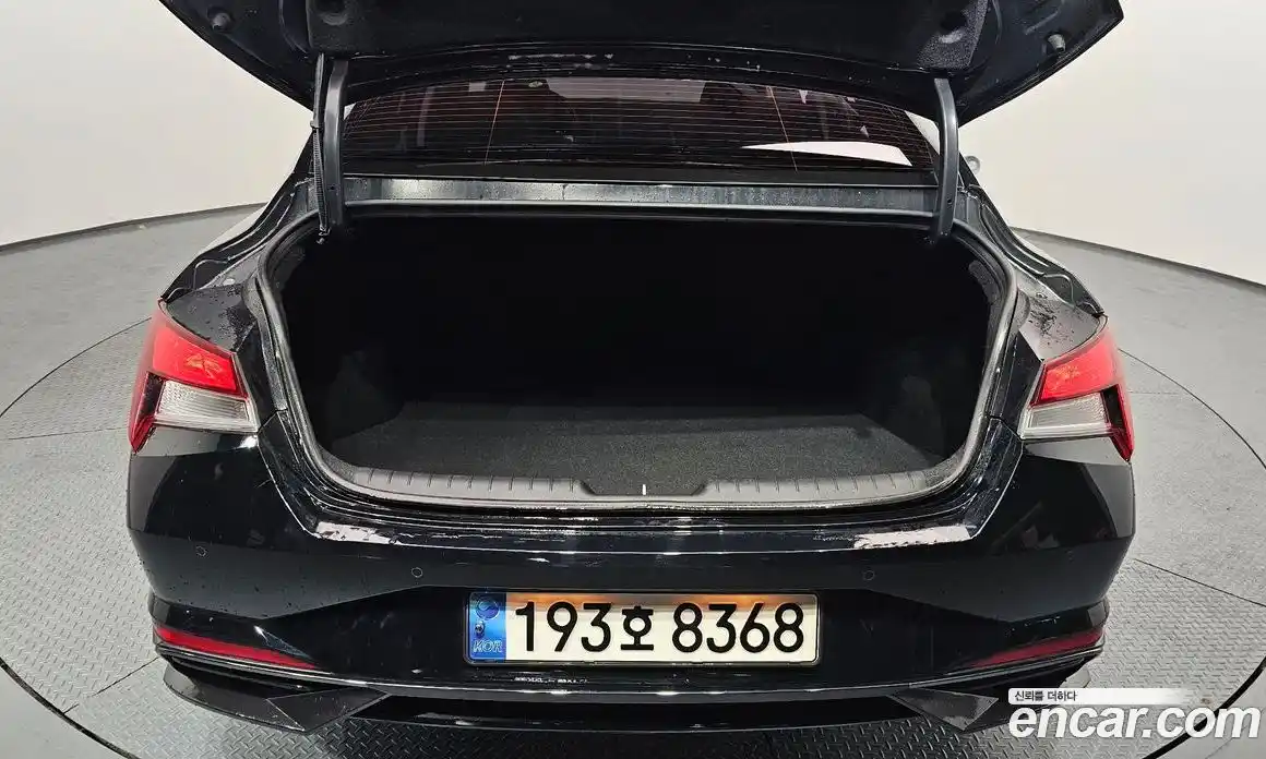 Hyundai Avante 2023 1.6 Автомат в Москве № 357416, фото 20