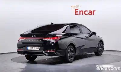 Hyundai Avante 2023 1.6 Автомат в Москве № 357416, миниатюра 2