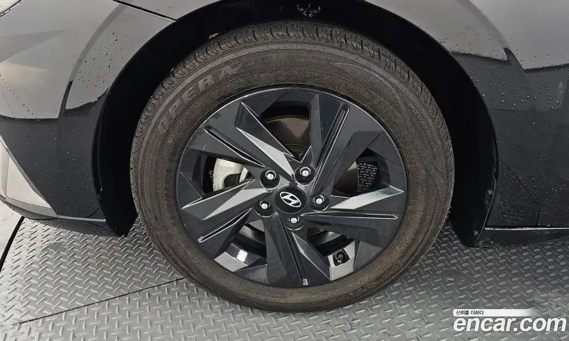 Hyundai Avante 2023 1.6 Автомат в Москве № 357416, фото 5