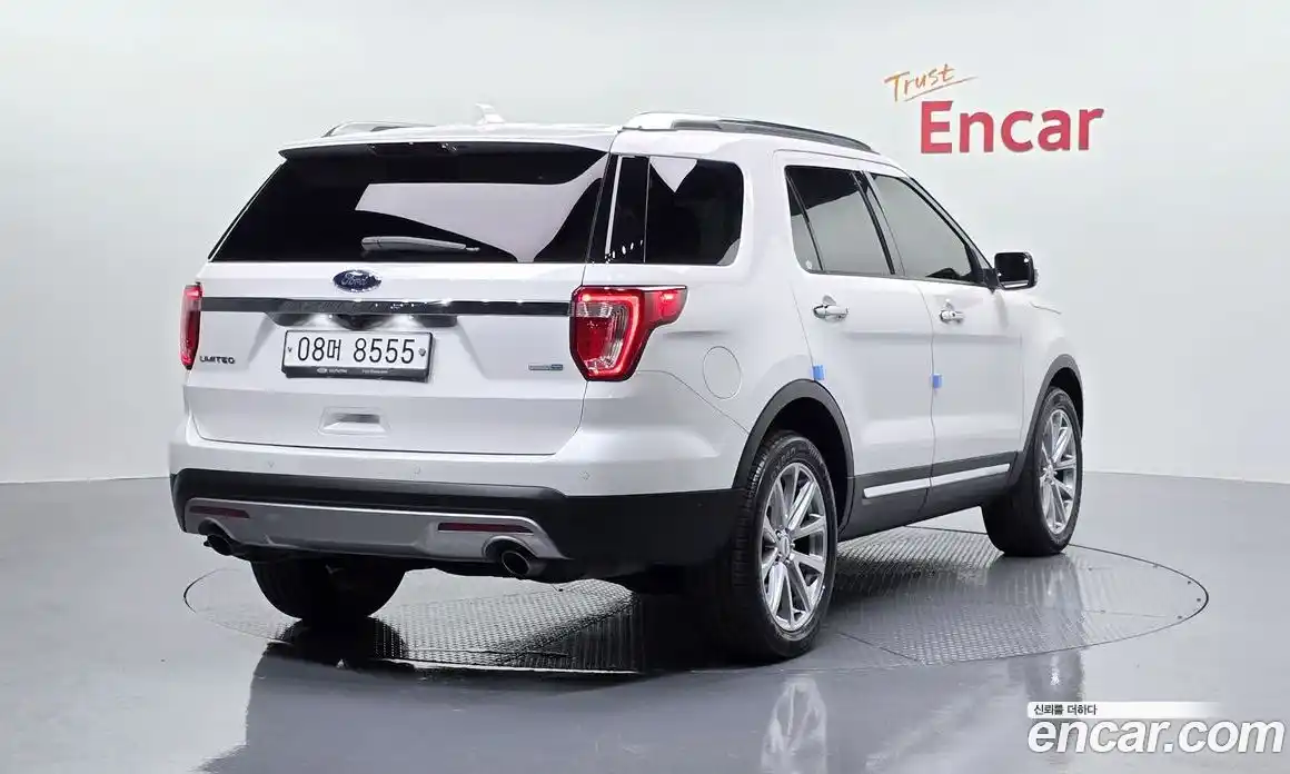 Ford Explorer 2017 2.3 Автомат в Москве № 362264, фото 2