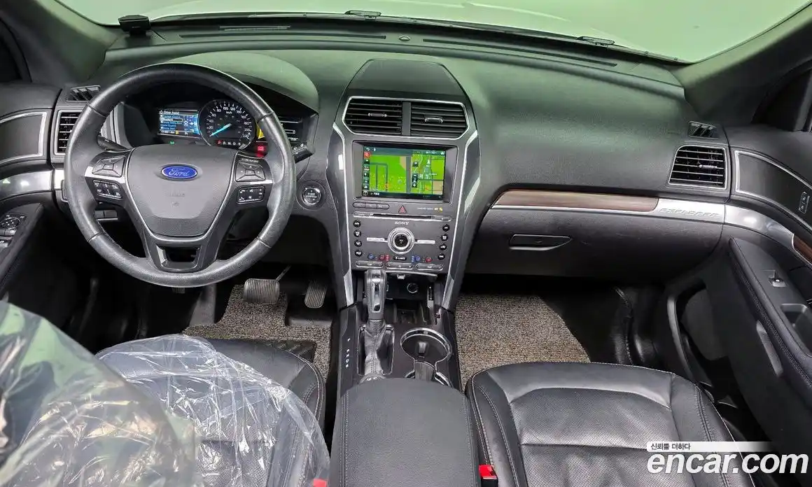 Ford Explorer 2017 2.3 Автомат в Москве № 362264, фото 7