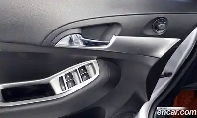 Chevrolet Orlando 2018 2.0 Автомат в Москве № 36681, миниатюра 2