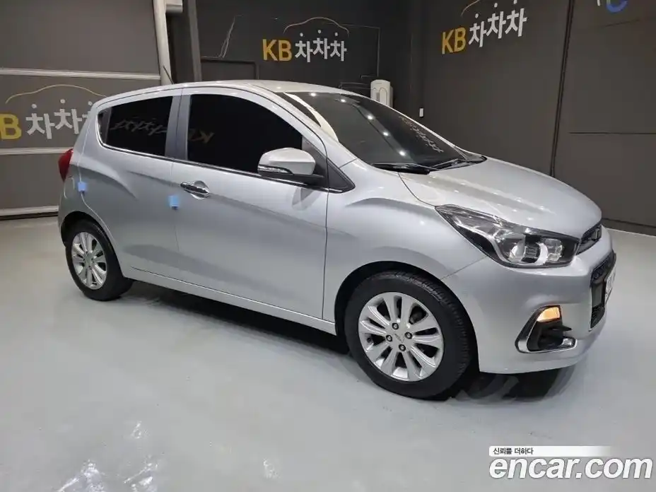 Chevrolet Spark 2017 1.0 Автомат в Москве № 37822, фото 5