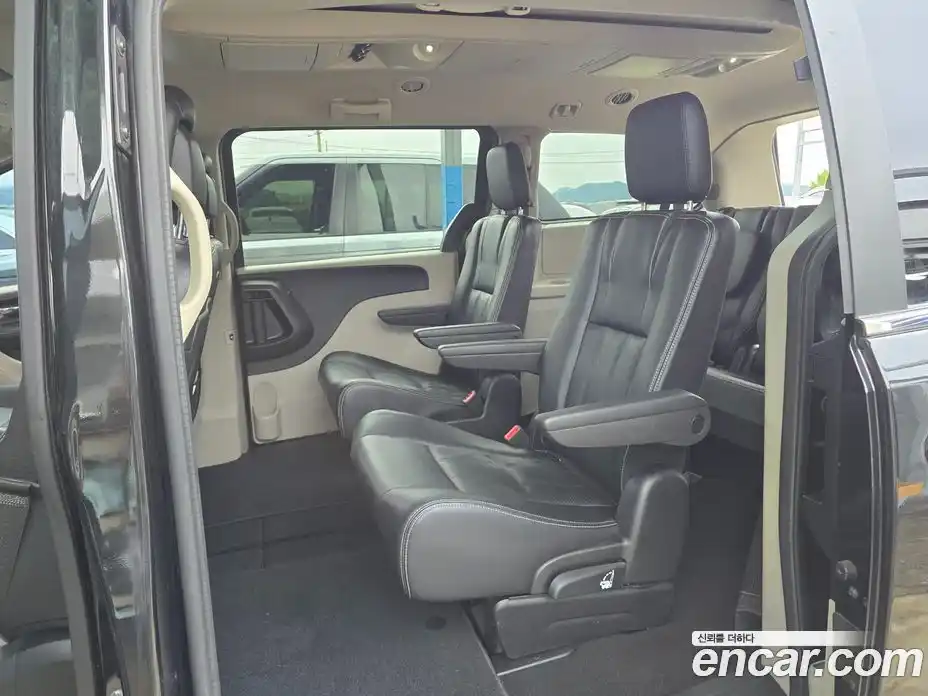 Dodge Grand Caravan 2019 3.6 Автомат в Москве № 384757, фото 8