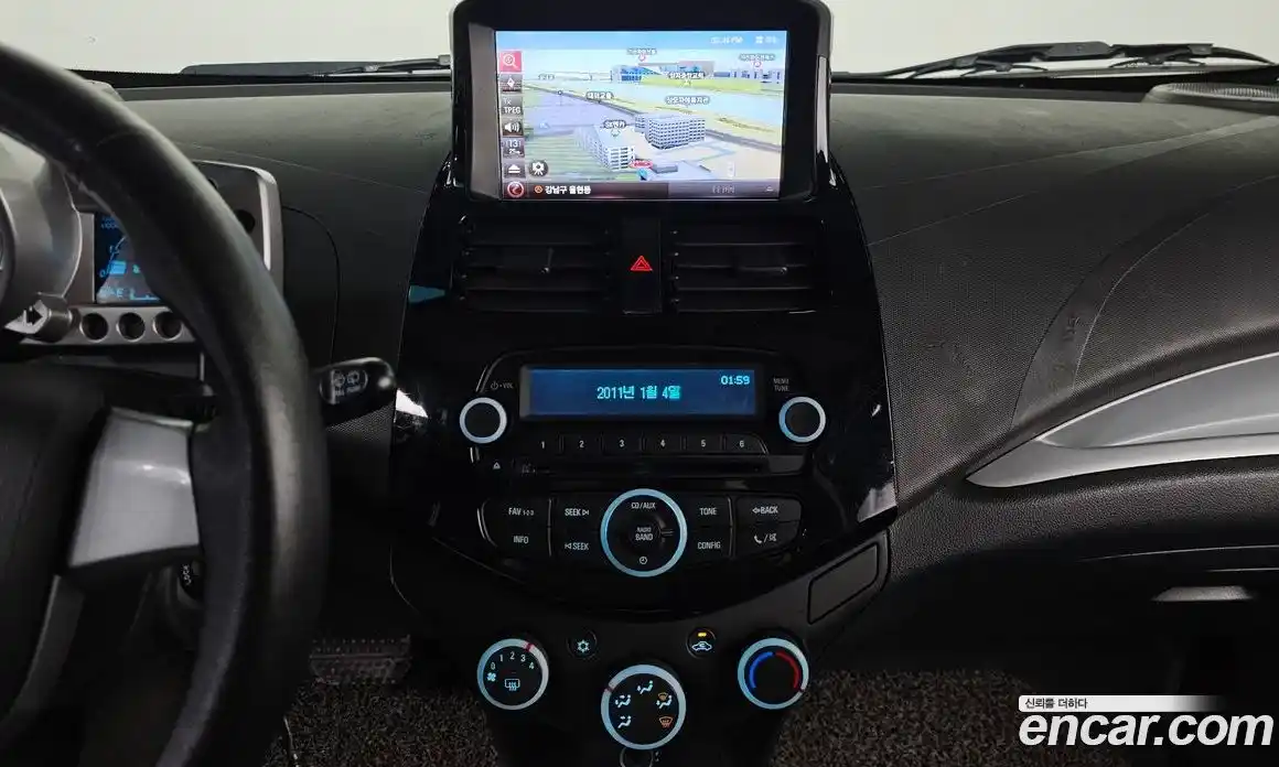 Chevrolet Spark 2013 1.0 Автомат в Москве № 390069, фото 14