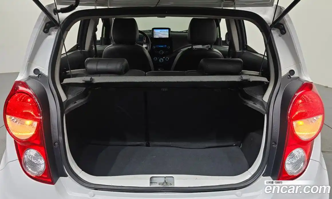 Chevrolet Spark 2013 1.0 Автомат в Москве № 390069, фото 19